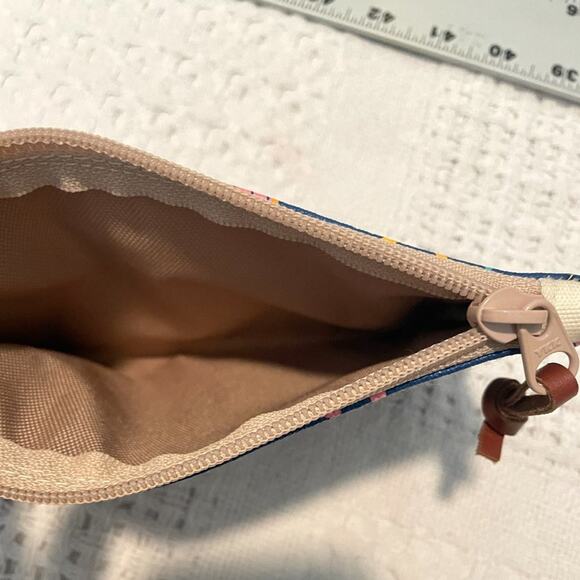 CHALO Seattle bigfoot pink print mini zip pouch sasquatch A1 4719 - Picture 4 of 5